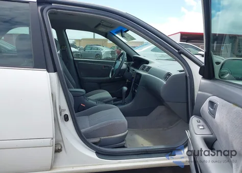 2000 Toyota Camry Ce/Le/Xle from USA, damaged, VIN JT2BG22K1Y0503247